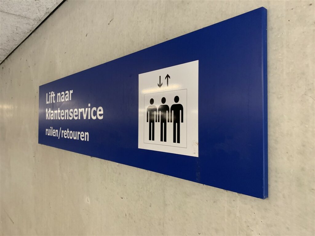 Bewegwijzering binnen | Duidelijke interne routing | ddreklame