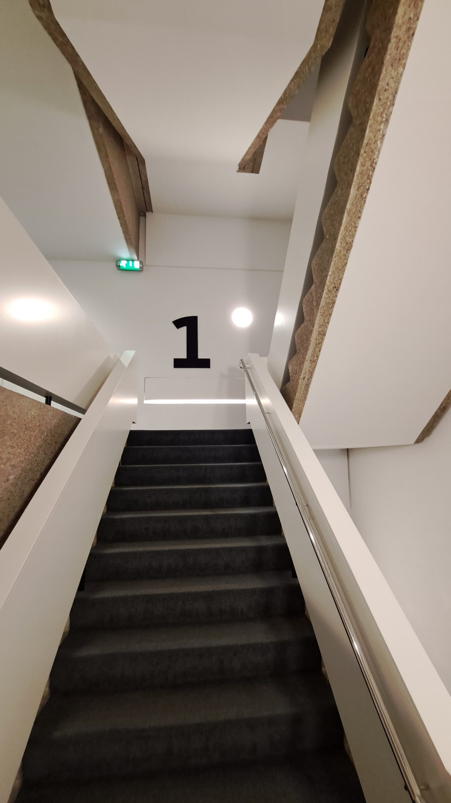 Binnenreclame Interieurfolie Snijtekst EM3